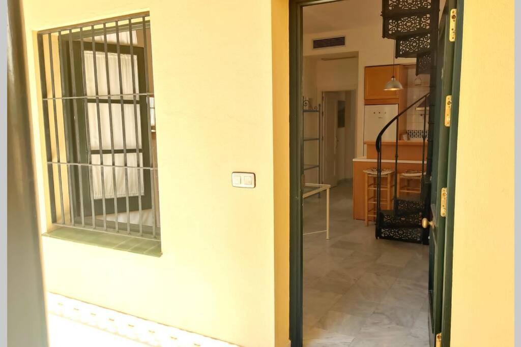 Homeyseville-duplex Con Terraza Santa Cruz 5 Pax, Parking Optional Apartment